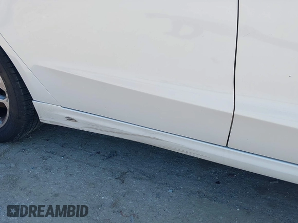 2013 Ford Fusion SE with VIN 3FA6P0HR6DR387299, listed as a IAAI auction lot 42403377 with 229,359 mi miles and . Bid and sale history available at DreamBid. Image 6.