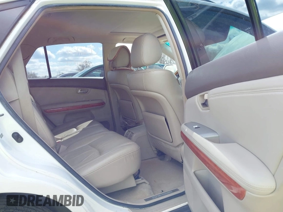 2004 Lexus RX 330 with VIN JTJHA31U740024933, listed as a IAAI auction lot 41986507 with 302,526 mi miles. Bid and sale history available at carsss.com. Image 8.