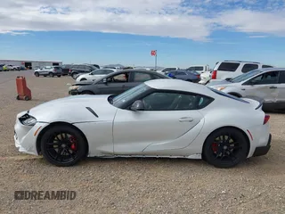2022 Toyota GR Supra 3.0 with VIN WZ1DB0C06NW049264, listed as a IAAI auction lot 41168384 with 20,203 mi miles. Bid and sale history available at carsss.com. Image 14.