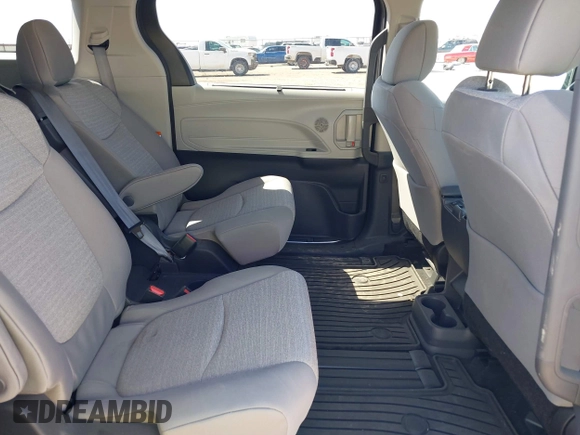 2024 Toyota Sienna LE with VIN 5TDKRKEC2RS215953, listed as a IAAI auction lot 41889509 with 6,375 mi miles. Bid and sale history available at carsss.com. Image 8.