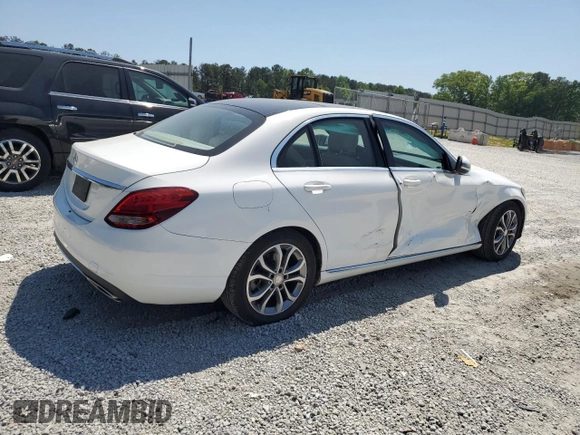 2017 Mercedes-Benz C 300 с VIN 55SWF4JB8HU199925, выставлен на аукционе Copart как лот 52771295 с пробегом 110 770 миль миль и Списание • Salvage title. История ставок и продаж доступна на DreamBid. Изображение 3.
