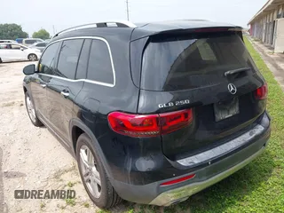 2020 Mercedes-Benz GLB 250 z VIN W1N4M4GB7LW051185, wystawiony jako IAAI lot #41927664 z przebiegiem 48 494 mil mil oraz . Historia ofert i sprzedaży dostępna na DreamBid. Obrazek 3.
