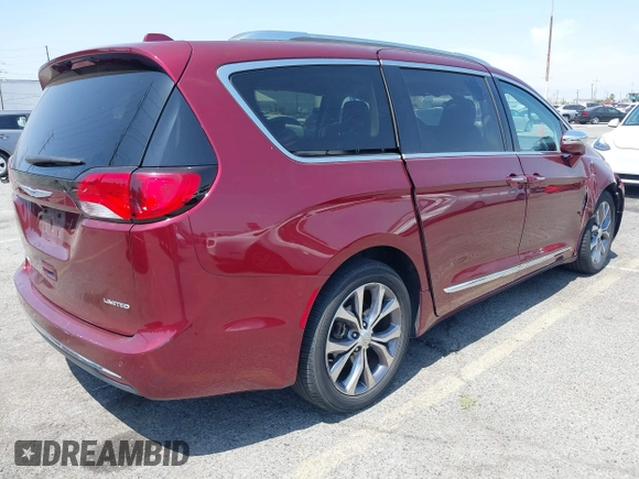 2018 Chrysler Pacifica Limited with VIN 2C4RC1GG6JR198355, listed as a IAAI auction lot 42555659 with 111,163 mi miles and . Bid and sale history available at DreamBid. Image 4.