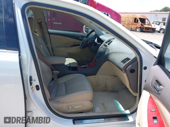 2007 Lexus ES 330 with VIN JTHBJ46G972098623, listed as a IAAI auction lot 42196411 with 262,942 mi miles and . Bid and sale history available at DreamBid. Image 5.