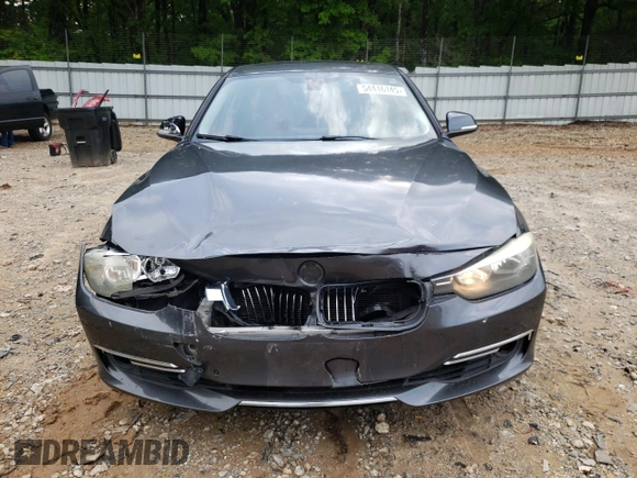 2013 BMW 3 Series 328i z VIN WBA3C1C51DF438527, wystawiony jako Copart lot #54416145 z przebiegiem 212 644 mil mil oraz Szkoda całkowita • Salvage title. Historia ofert i sprzedaży dostępna na DreamBid. Obrazek 5.