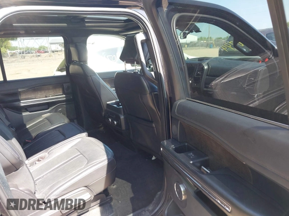 2019 Ford Expedition Max Limited с VIN 1FMJK2ATXKEA51137, выставлен на аукционе IAAI как лот 42240744 с пробегом 119 565 миль миль и . История ставок и продаж доступна на DreamBid. Изображение 8.