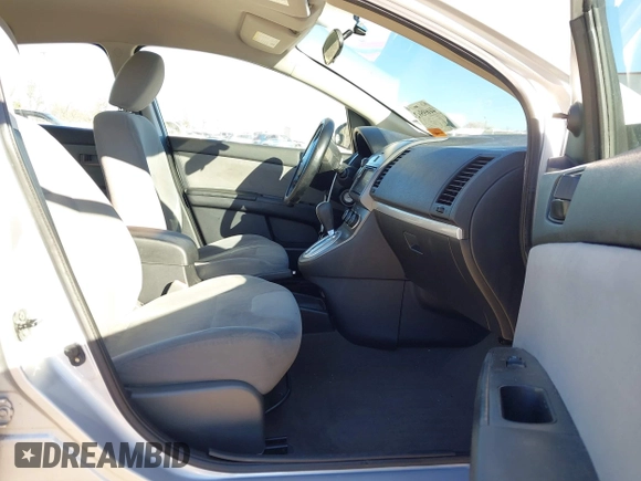 2012 Nissan Sentra SR with VIN 3N1AB6AP6CL651818, listed as a IAAI auction lot 41695624 with 176,586 mi miles and . Bid and sale history available at DreamBid. Image 5.
