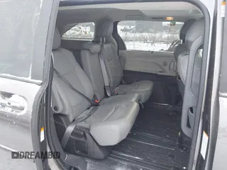 2022 Toyota Sienna XLE with VIN 5TDYRKEC4NS120170, listed as a IAAI auction lot 41630234 with 42,956 mi miles and . Bid and sale history available at DreamBid. Image 8.