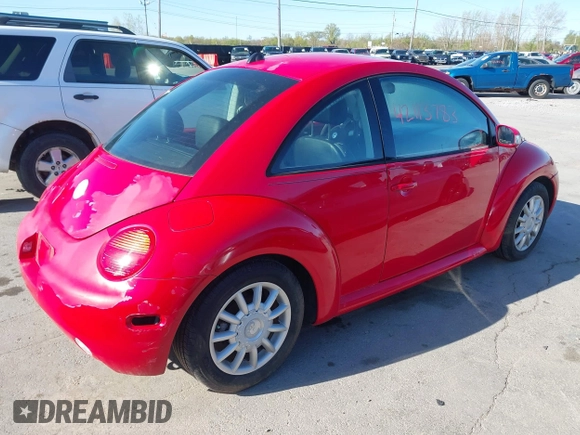 2005 Volkswagen New Beetle Coupe GLS with VIN 3VWCK31C75M414315, listed as a IAAI auction lot 42113783 with 133,204 mi miles. Bid and sale history available at carsss.com. Image 4.