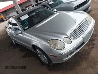 2003 Mercedes-Benz E 500 with VIN WDBUF70J53A109682, listed as a IAAI auction lot 41576258 with 226,118 mi miles and . Bid and sale history available at DreamBid. Image 1.