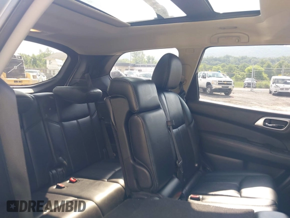 2016 Nissan Pathfinder SL with VIN 5N1AR2MM5GC613495, listed as a IAAI auction lot 42670313 with 84,118 mi miles and . Bid and sale history available at DreamBid. Image 8.