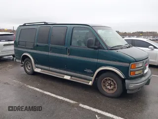 1997 GMC Savana with VIN 1GDFG15R6V1004277, listed as a IAAI auction lot 41462401 with 495,223 mi miles. Bid and sale history available at carsss.com. Image 13.