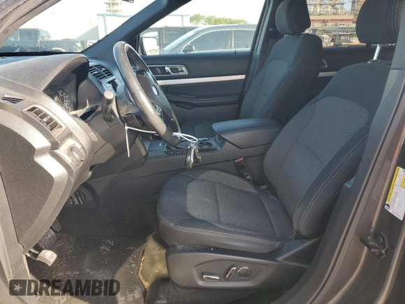 2017 Ford Explorer XLT с VIN 1FM5K7D85HGC51622, выставлен на аукционе Copart как лот 59366585 с пробегом 100 212 миль миль и Списание • Salvage title. История ставок и продаж доступна на DreamBid. Изображение 7.