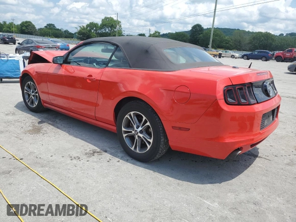 2014 Ford Mustang V6 z VIN 1ZVBP8EMXE5215570, wystawiony jako Copart lot #56971865 z przebiegiem 134 293 mil mil oraz Czysty tytuł • Clean title. Historia ofert i sprzedaży dostępna na DreamBid. Obrazek 2.