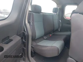 2005 Nissan Titan SE with VIN 1N6AA06A15N500144, listed as a IAAI auction lot 42204468 with 192,884 mi miles and . Bid and sale history available at DreamBid. Image 8.
