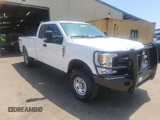 2019 Ford F-250 XL with VIN 1FT7X2B68KEE27486, listed as a IAAI auction lot 42276545 with 185,343 mi miles and . Bid and sale history available at DreamBid. Image 33.