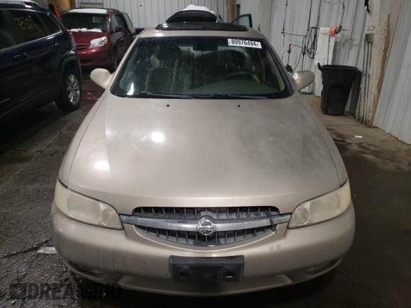 2001 Nissan Altima GXE with VIN 1N4DL01D91C144002, listed as a Copart auction lot 80976494 with 239,448 mi miles and Salvage Title. Bid and sale history available at carsss.com. Image 5.