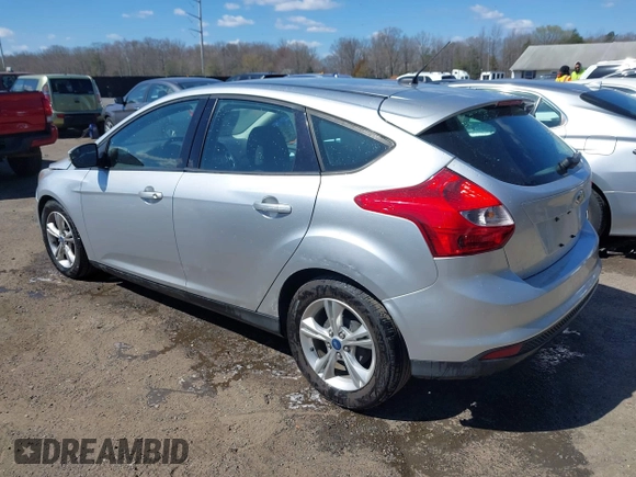 2013 Ford Focus SE with VIN 1FADP3K29DL162071, listed as a IAAI auction lot 41883318 with 170,911 mi miles. Bid and sale history available at carsss.com. Image 3.