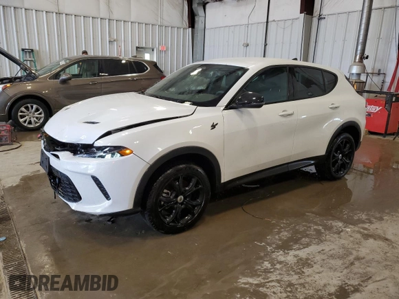 2024 Dodge Hornet GT with VIN ZACNDFAN8R3A41935, listed as a Copart auction lot 59628185 with 4,750 mi miles and Salvage title. Bid and sale history available at DreamBid. Image 1.
