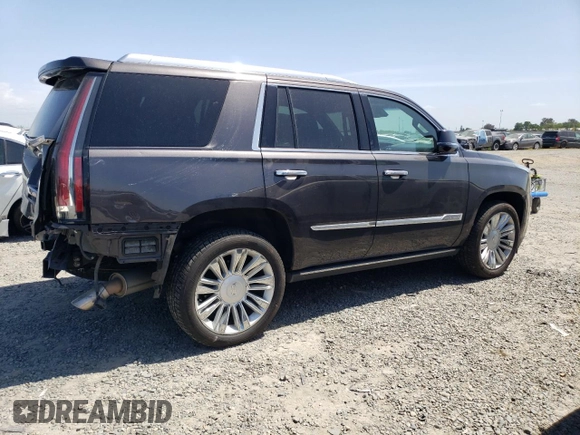 2017 Cadillac Escalade Platinum z VIN 1GYS4DKJ4HR127555, wystawiony jako Copart lot #53162405 z przebiegiem 119 934 mil mil oraz Szkoda całkowita • Salvage title. Historia ofert i sprzedaży dostępna na DreamBid. Obrazek 3.