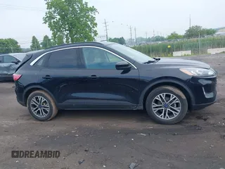 2020 Ford Escape SEL z VIN 1FMCU9H6XLUA29433, wystawiony jako IAAI lot #42446183 z przebiegiem 52 089 mil mil oraz . Historia ofert i sprzedaży dostępna na DreamBid. Obrazek 14.