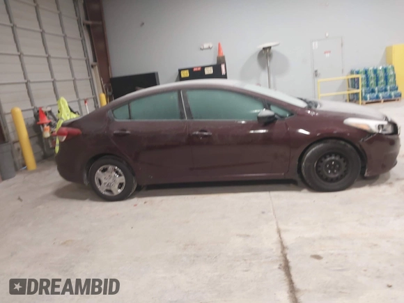 2017 Kia Forte LX with VIN 3KPFK4A78HE061493, listed as a IAAI auction lot 41580452 with 172,908 mi miles and . Bid and sale history available at carsss.com. Image 13.
