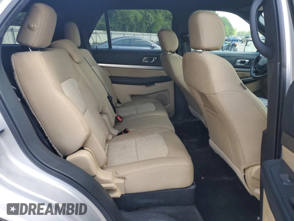 2016 Ford Explorer z VIN 1FM5K7B88GGB33176, wystawiony jako Copart lot #65440065 z przebiegiem 170 981 mil mil oraz Czysty tytuł • Clean title. Historia ofert i sprzedaży dostępna na DreamBid. Obrazek 11.