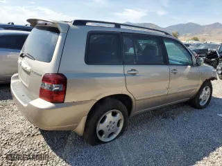 2004 Toyota Highlander with VIN JTEEP21A140051951, listed as a Copart auction lot 70797274 with 229,951 mi miles and Salvage Title. Bid and sale history available at carsss.com. Image 3.