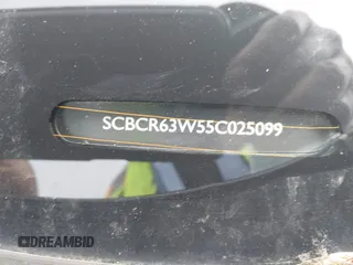 2005 Bentley Continental GT GT z VIN SCBCR63W55C025099, wystawiony jako IAAI lot #42208951 z przebiegiem 123 712 mil mil oraz . Historia ofert i sprzedaży dostępna na DreamBid. Obrazek 9.