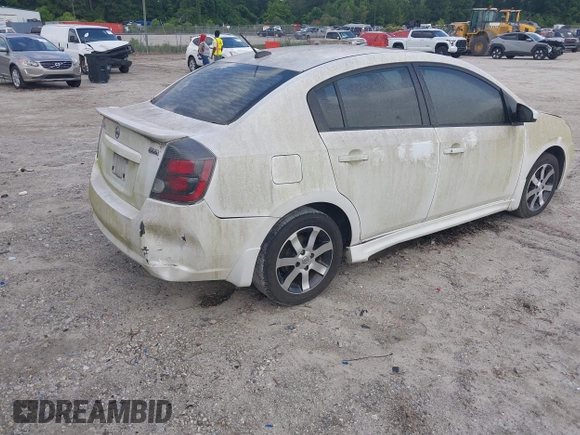 2012 Nissan Sentra SR z VIN 3N1AB6AP7CL697738, wystawiony jako IAAI lot #42358597 z przebiegiem Nie podano mil oraz . Historia ofert i sprzedaży dostępna na DreamBid. Obrazek 4.