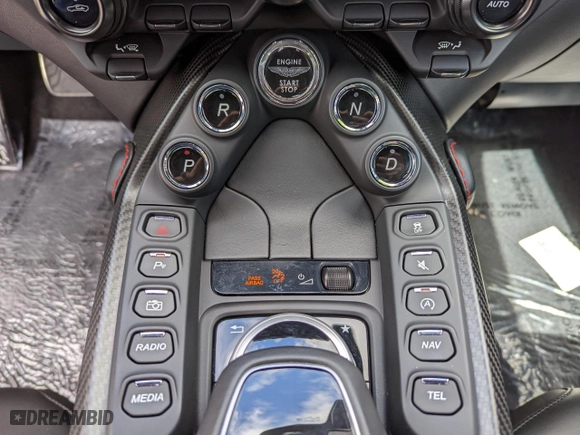 2019 Aston Martin Vantage with VIN SCFSMGAW4KGN01431, listed as a Copart auction lot 44152995 with 9,949 mi miles and Clean Title. Bid and sale history available at carsss.com. Image 9.