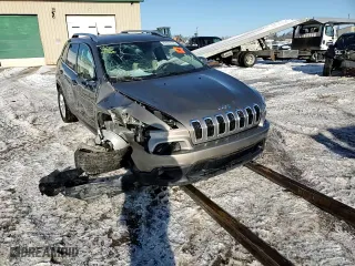 2016 Jeep Cherokee Latitude with VIN 1C4PJMCS8GW354789, listed as a Copart auction lot 49979145 with 50,270 mi miles and Clean Title. Bid and sale history available at carsss.com. Image 14.