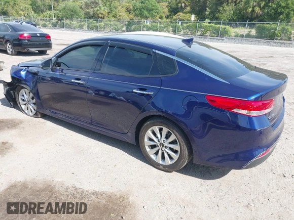 2018 Kia Optima EX with VIN 5XXGU4L32JG261985, listed as a IAAI auction lot 42083868 with 33,264 mi miles and . Bid and sale history available at carsss.com. Image 3.