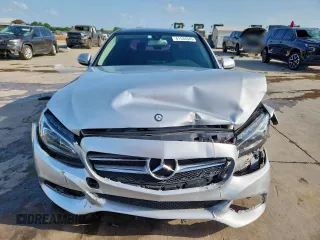 2016 Mercedes-Benz C 300 with VIN 55SWF4JB8GU175526, listed as a Copart auction lot 61534545 with 90,277 mi miles and Salvage title. Bid and sale history available at DreamBid. Image 5.