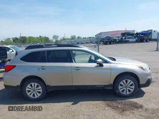 2016 Subaru Outback Premium z VIN 4S4BSACC7G3233330, wystawiony jako IAAI lot #42151816 z przebiegiem 90 494 mil mil oraz . Historia ofert i sprzedaży dostępna na DreamBid. Obrazek 14.