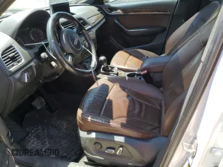 2017 Audi Q3 Prestige z VIN WA1GCCFS1HR005354, wystawiony jako Copart lot #53136115 z przebiegiem 164 172 mil mil oraz Szkoda całkowita • Salvage title. Historia ofert i sprzedaży dostępna na DreamBid. Obrazek 7.