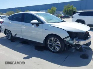 2018 Honda Clarity Plug-In Hybrid with VIN JHMZC5F1XJC018970, listed as a IAAI auction lot 41870981 with 88,254 mi miles. Bid and sale history available at carsss.com. Image 1.