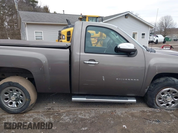 2012 Chevrolet Silverado 1500 LT with VIN 1GCNKSE00CZ326935, listed as a IAAI auction lot 41445520 with 121,035 mi miles. Bid and sale history available at carsss.com. Image 14.