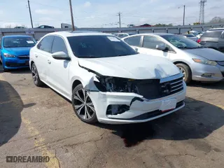 2021 Volkswagen Passat 2.0T SE with VIN 1VWSA7A39MC000409, listed as a IAAI auction lot 41804341 with 119,139 mi miles. Bid and sale history available at carsss.com. Image 1.