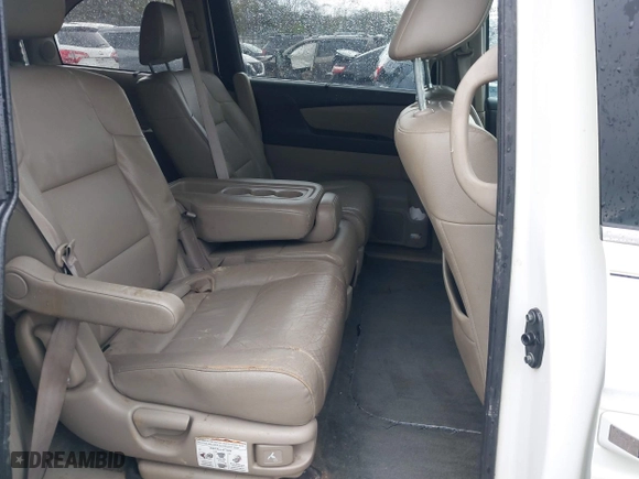 2015 Honda Odyssey Touring Elite with VIN 5FNRL5H98FB076428, listed as a IAAI auction lot 41998339 with 114,573 mi miles. Bid and sale history available at carsss.com. Image 8.