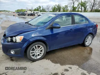 2014 Chevrolet Sonic LT z VIN 1G1JC5SH6E4156225, wystawiony jako Copart lot #54017215 z przebiegiem 161 854 mil mil oraz Szkoda całkowita • Salvage title. Historia ofert i sprzedaży dostępna na DreamBid. Obrazek 1.