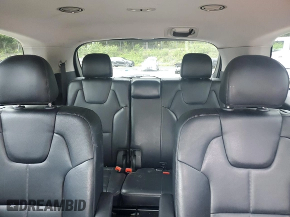 2022 Kia Telluride EX with VIN 5XYP3DHC5NG207139, listed as a Copart auction lot 60104755 with 101,632 mi miles and Salvage title. Bid and sale history available at DreamBid. Image 10.