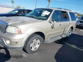 2004 Lincoln Navigator Luxury with VIN 5LMFU27R34LJ42774, listed as a IAAI auction lot 41959816 with 0 mi miles. Bid and sale history available at carsss.com. Image 6.