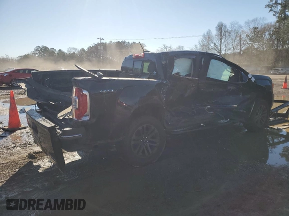 2020 GMC Canyon 4WD SLE with VIN 1GTG6CEN8L1237675, listed as a Copart auction lot 47034455 with 79,581 mi miles and Salvage Title. Bid and sale history available at carsss.com. Image 3.