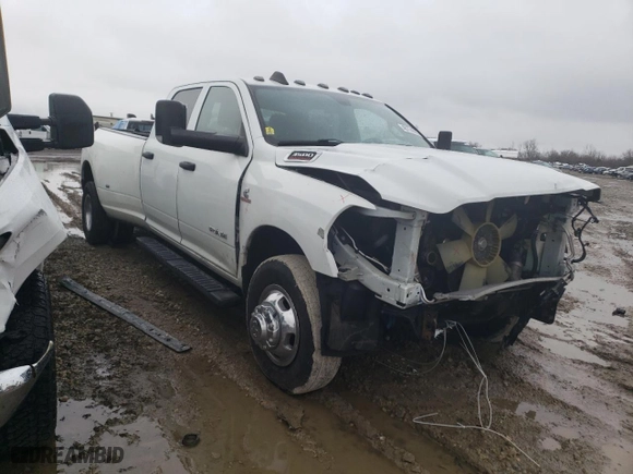 2022 Ram 3500 Tradesman with VIN 3C63RPGL4NG404280, listed as a Copart auction lot 46774575 with 177,086 mi miles and Salvage Title. Bid and sale history available at carsss.com. Image 4.