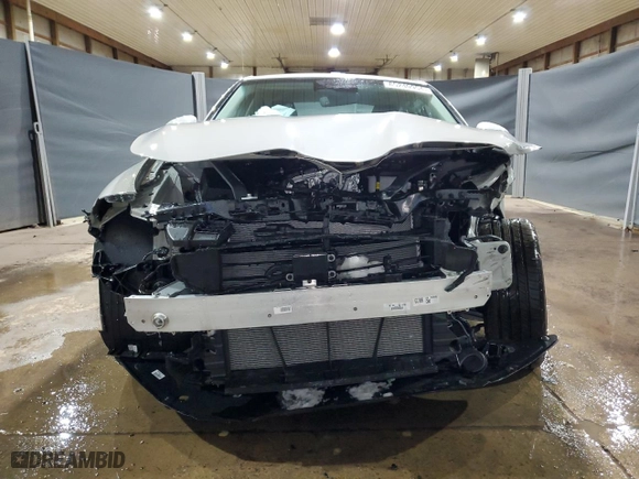 2025 Genesis G70 2.5T with VIN KMTG34SC1SU152015, listed as a Copart auction lot 85240954 with 3,378 mi miles and Salvage Title. Bid and sale history available at carsss.com. Image 5.