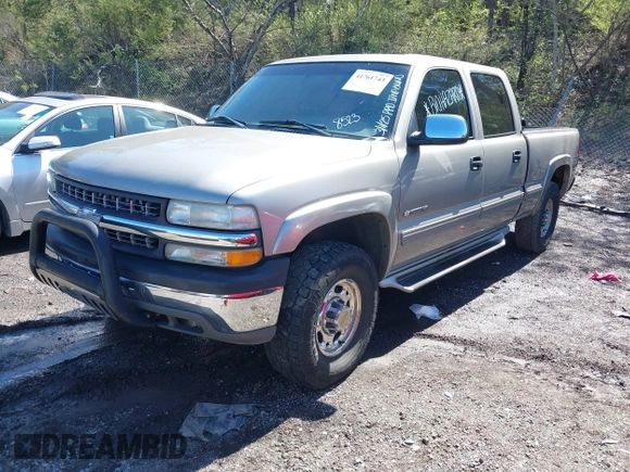 2002 Chevrolet Silverado 1500HD LT with VIN 1GCGK13U02F182523, listed as a IAAI auction lot 41761743 with 283,114 mi miles and . Bid and sale history available at DreamBid. Image 2.