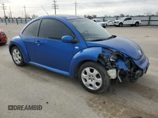 2003 Volkswagen New Beetle Coupe GLS with VIN 3VWCK21C03M425700, listed as a Copart auction lot 47312415 with 135,331 mi miles and Salvage Title. Bid and sale history available at carsss.com. Image 4.
