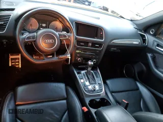 2017 Audi SQ5 Premium Plus with VIN WA1CCAFP0HA083993, listed as a Copart auction lot 39702813 with 84,662 mi miles. Bid and sale history available at carsss.com. Image 8.