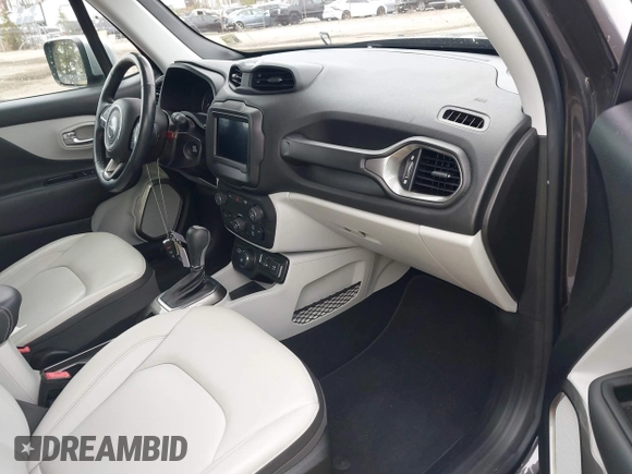 2018 Jeep Renegade Limited z VIN ZACCJBDB4JPH11505, wystawiony jako IAAI lot #41749500 z przebiegiem 75 494 mil mil oraz . Historia ofert i sprzedaży dostępna na DreamBid. Obrazek 5.